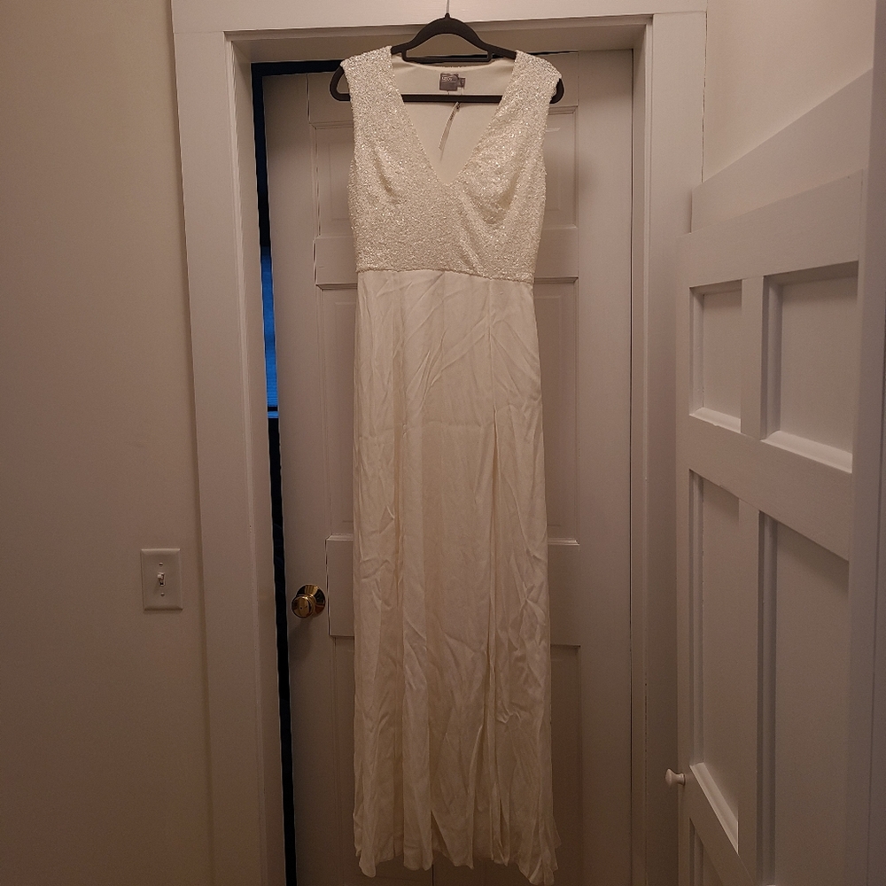 ASOS NWT WHITE MAXI SEQUIN TOP LINED (6)